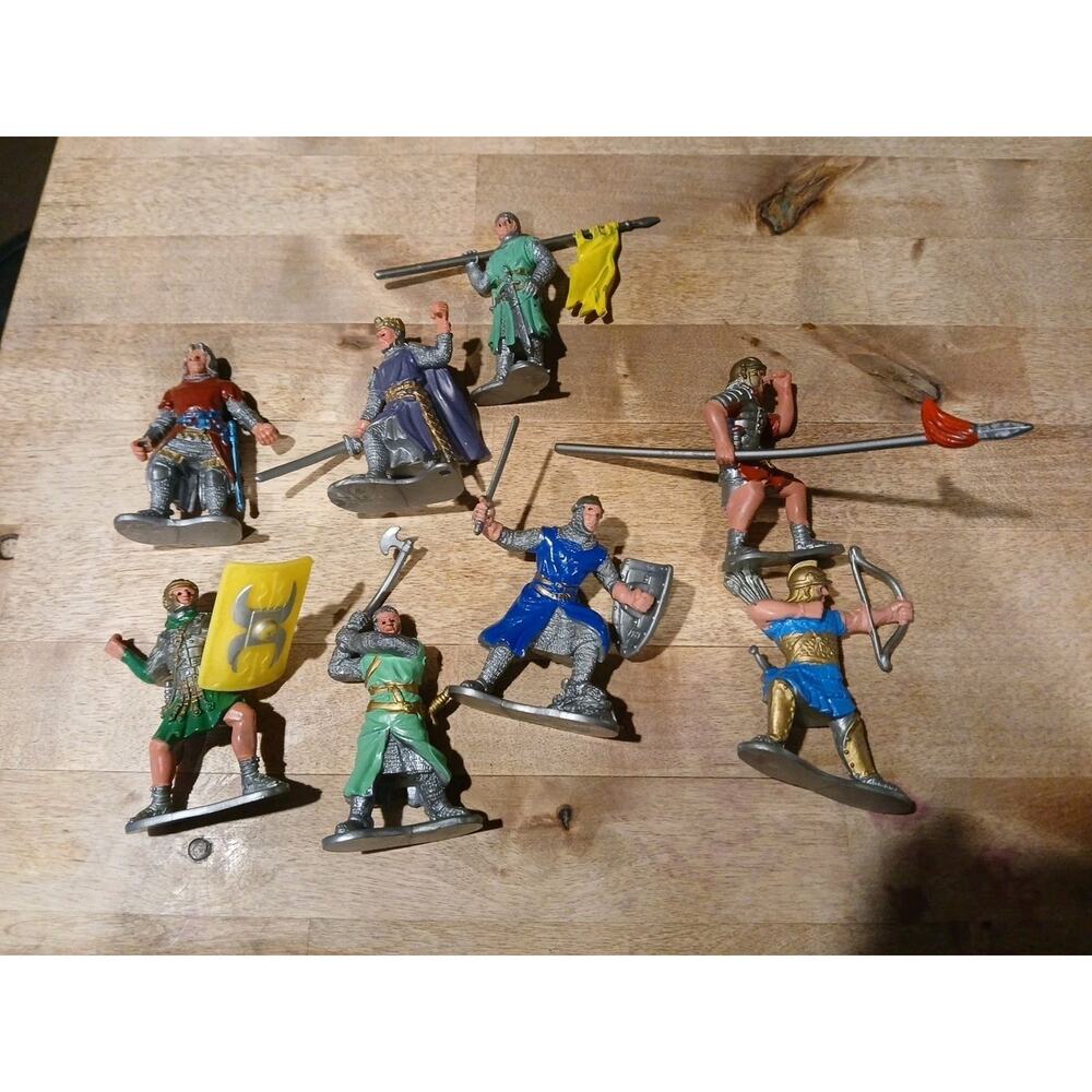 Liberty Imports 8 PCS Medieval Knight Figures - 2.5inch